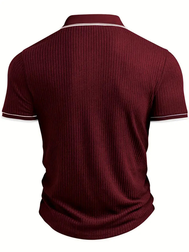 Frederik | Herren Stilfuld Ribbet Poloshirt med Kontrastdetaljer | Til Sommer & Elegance