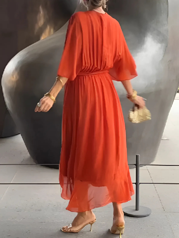 Astrid | Kvinders Flatterende Midi Kjole | Moderne og Komfortabel