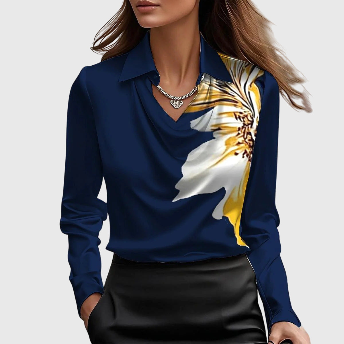 Leonora | Dame Elegant Skinnende Bluse med Plisseret Hals | Til Hverdag & Fest