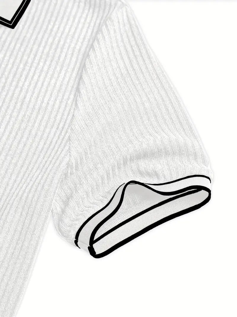 Frederik | Herren Stilfuld Ribbet Poloshirt med Kontrastdetaljer | Til Sommer & Elegance