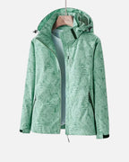 Freja dame regnjakke med hætte – let og åndbar, justerbare manchetter