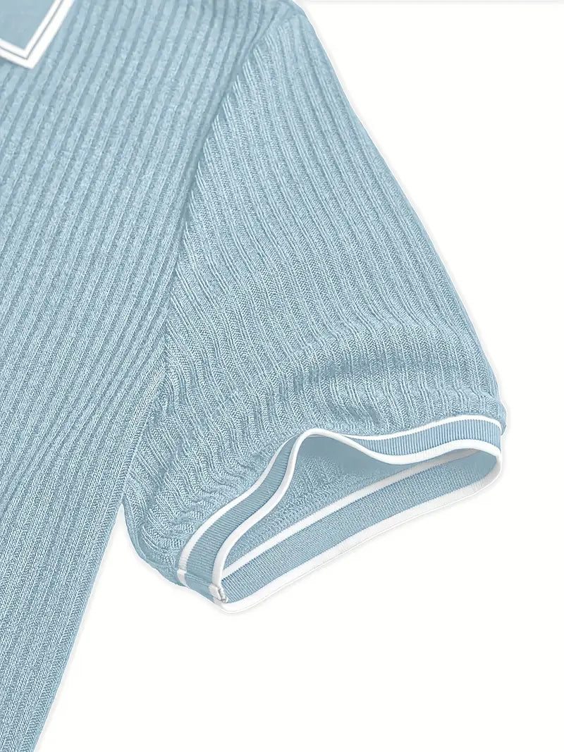 Frederik | Herren Stilfuld Ribbet Poloshirt med Kontrastdetaljer | Til Sommer & Elegance