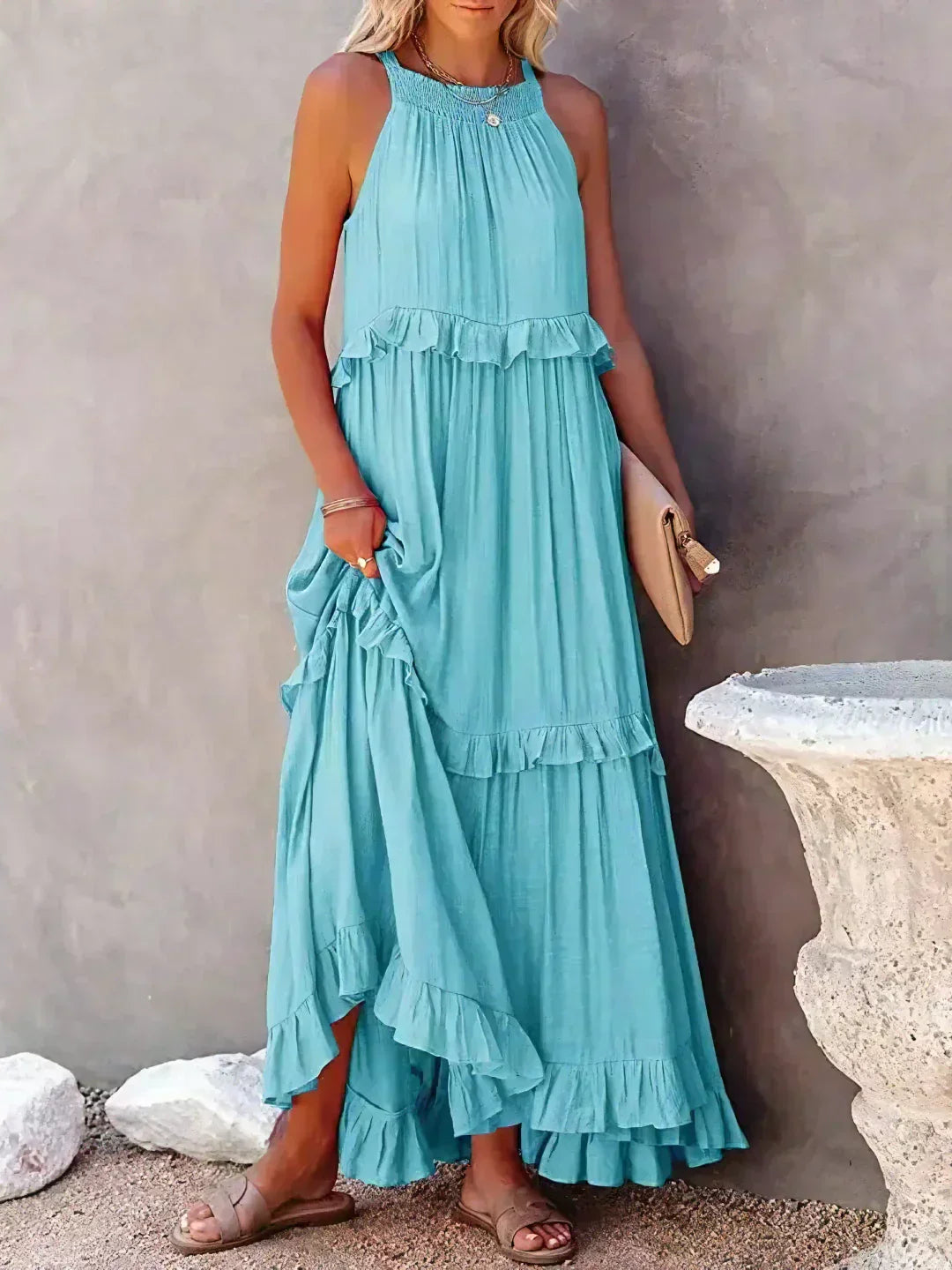 Emilia - Halterneck Ruffle Maxi Kjole