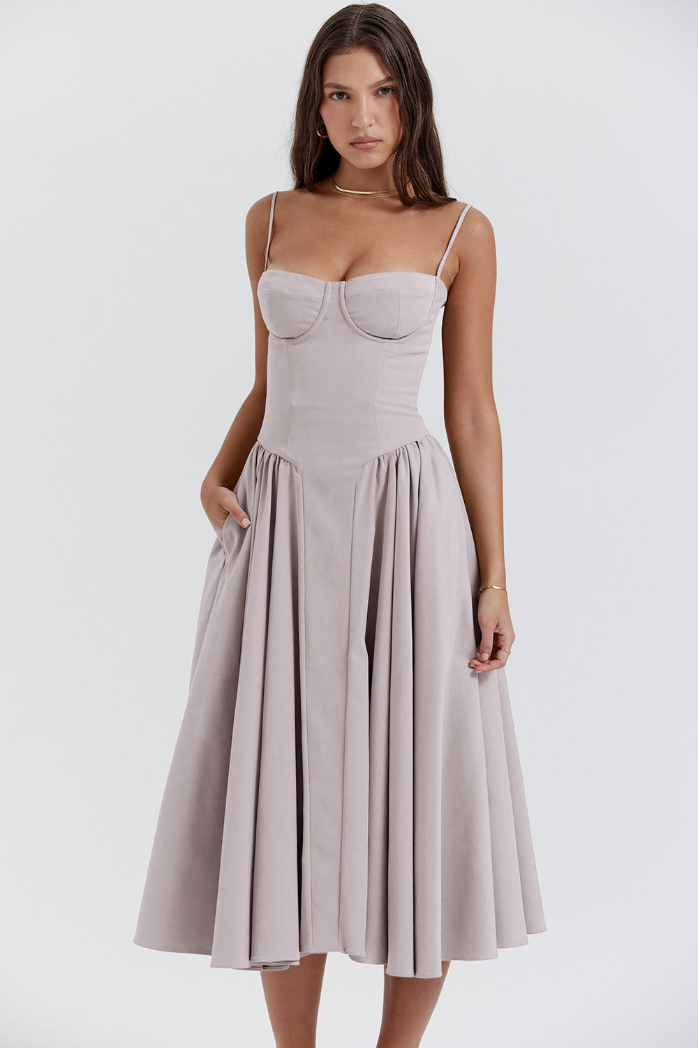 Astrid | Dame Retro Midi Kjole | Til Stil og Komfort