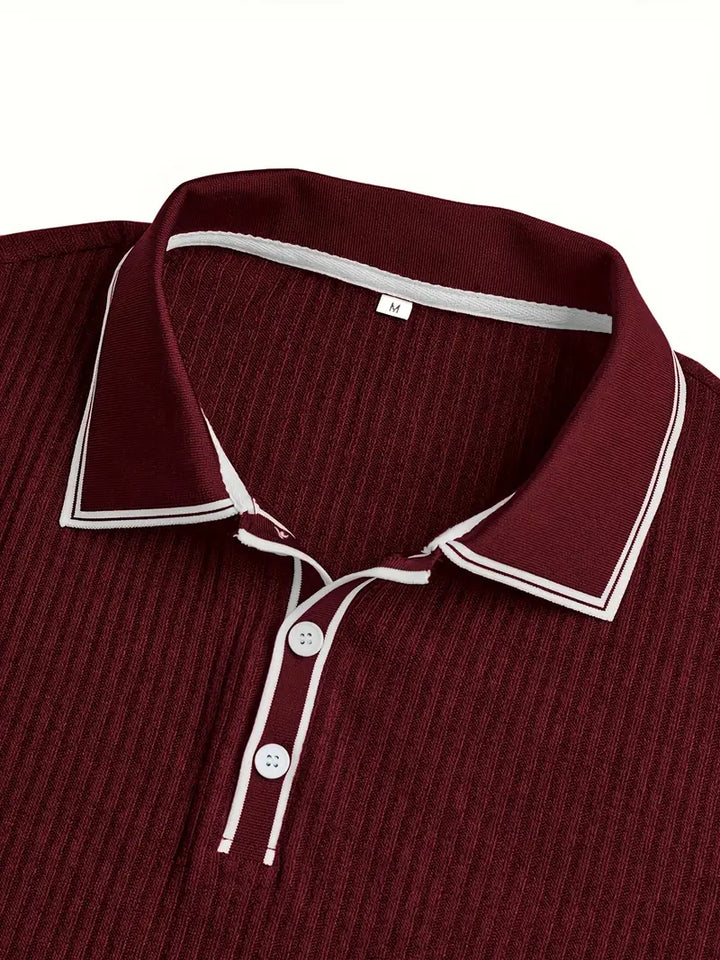 Frederik | Herren Stilfuld Ribbet Poloshirt med Kontrastdetaljer | Til Sommer & Elegance