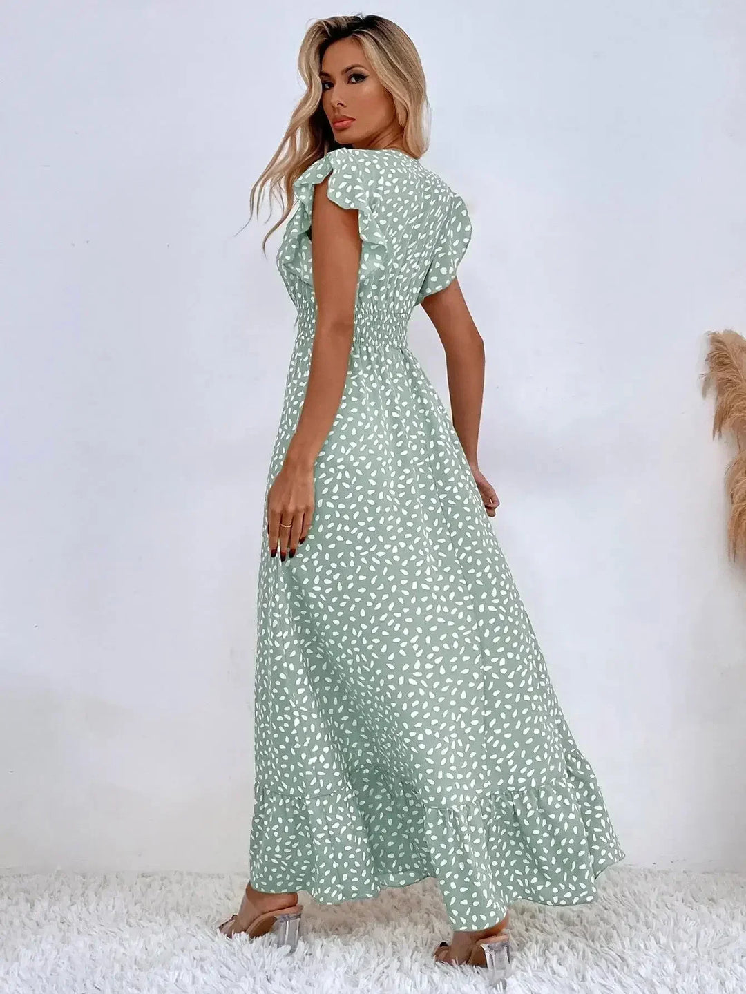 Sommerskønhed | Dame Elegante Luftige Sommerkjole | Lys og Romantisk
