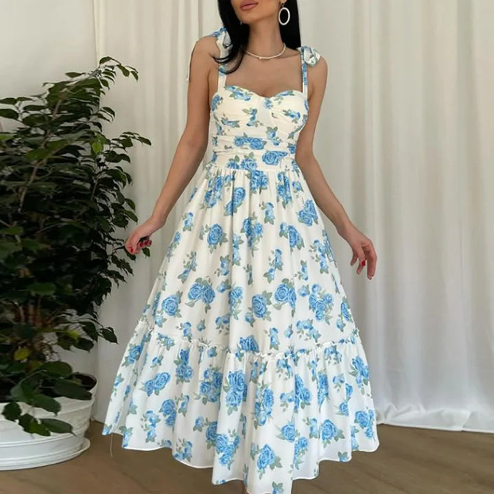 Emilia | Kvindernes Sommer Blomsterprint Kjole | Lys og Romantisk