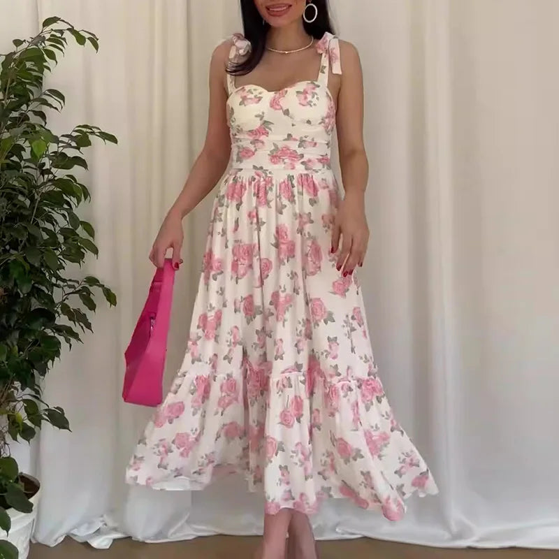 Emilia | Kvindernes Sommer Blomsterprint Kjole | Lys og Romantisk