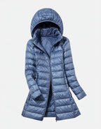 Signe dame vinterjakke med hætte – let vatteret, vind- og vandafvisende