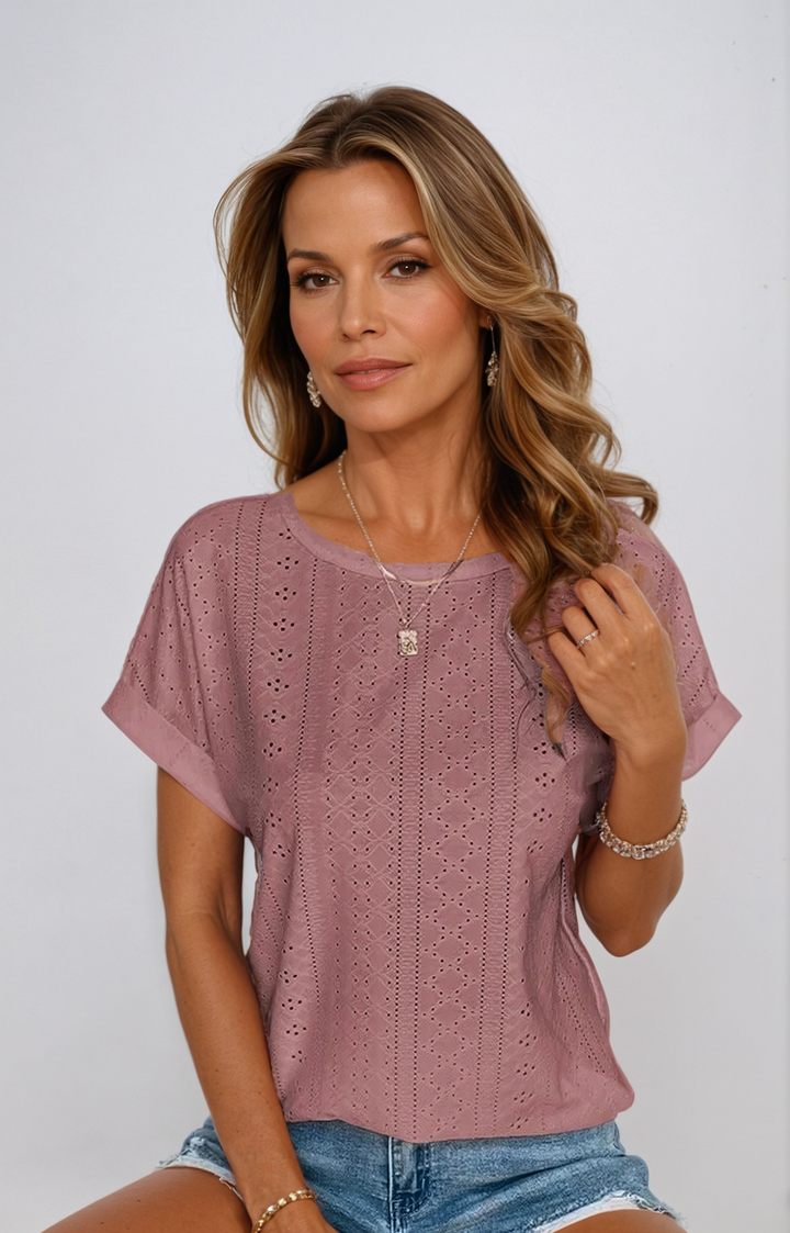 Riza - Afslappet Eyelet Top
